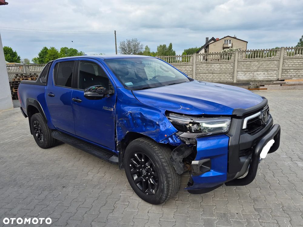 Toyota Hilux 2.8 D-4D Double Cab Invincible Sport 4x4 - 3