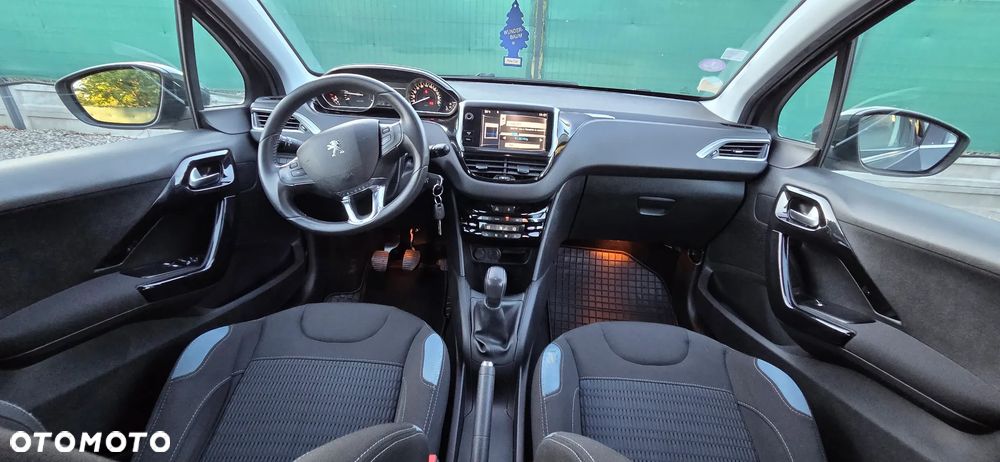 Peugeot 208 1.2 VTi Active - 5