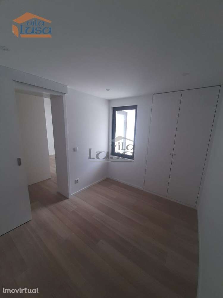 Casa T1, totalmente requalificada, junto à casa de saúde da Boavist... - Grande imagem: 3/7