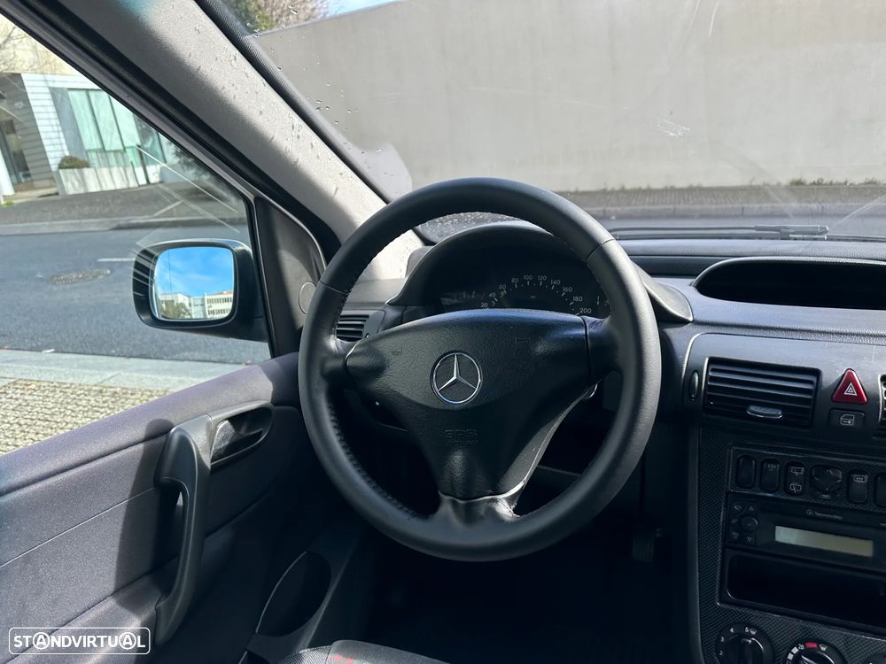 Mercedes-Benz Vaneo 1.7 CDi Family 7L - 26