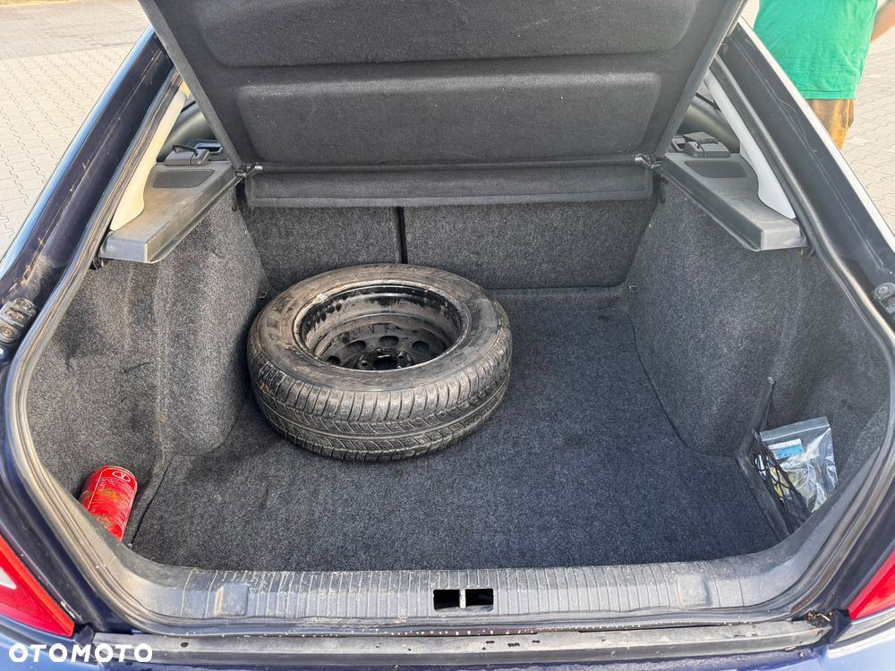 Skoda Octavia 2.0 Ambiente - 14