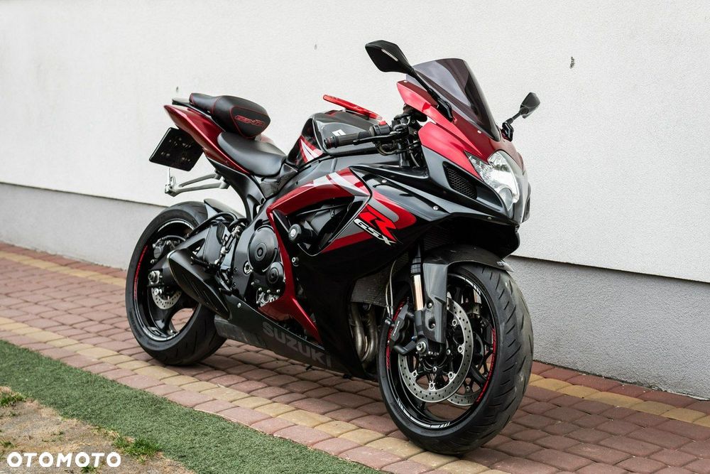 Suzuki GSX-R - 7