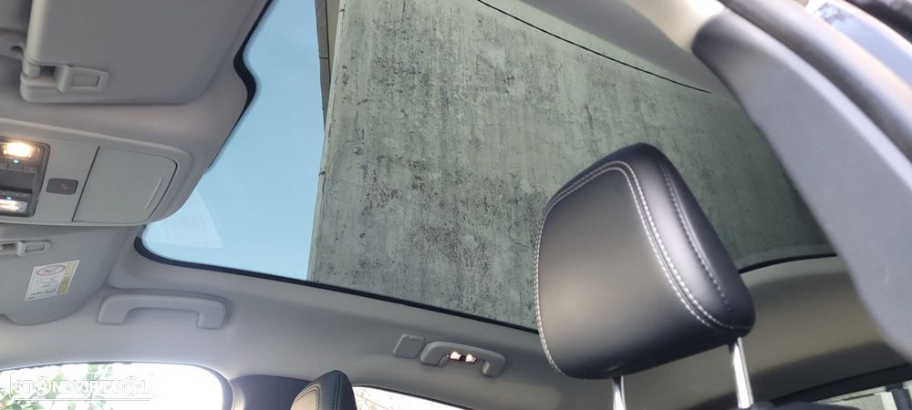 Ford Mustang Mach-E 75.7 kWh Base - 14