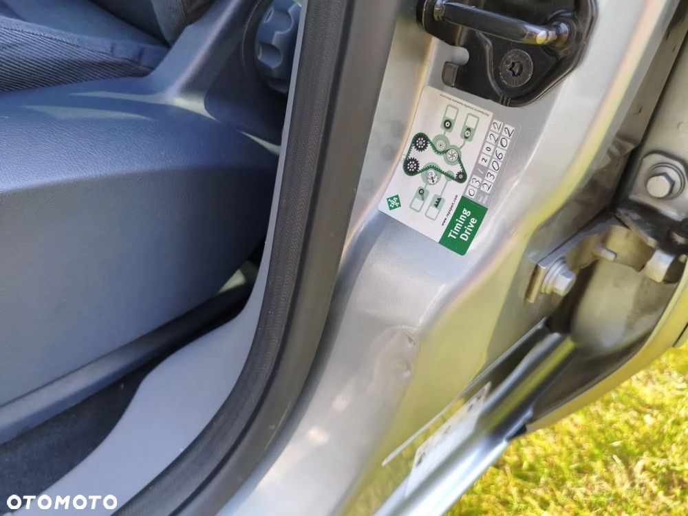 Ford S-Max 2.0 TDCi Ambiente - 19