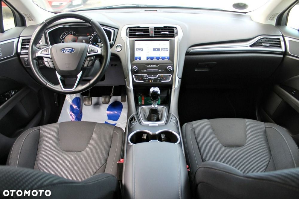 Ford Mondeo - 12