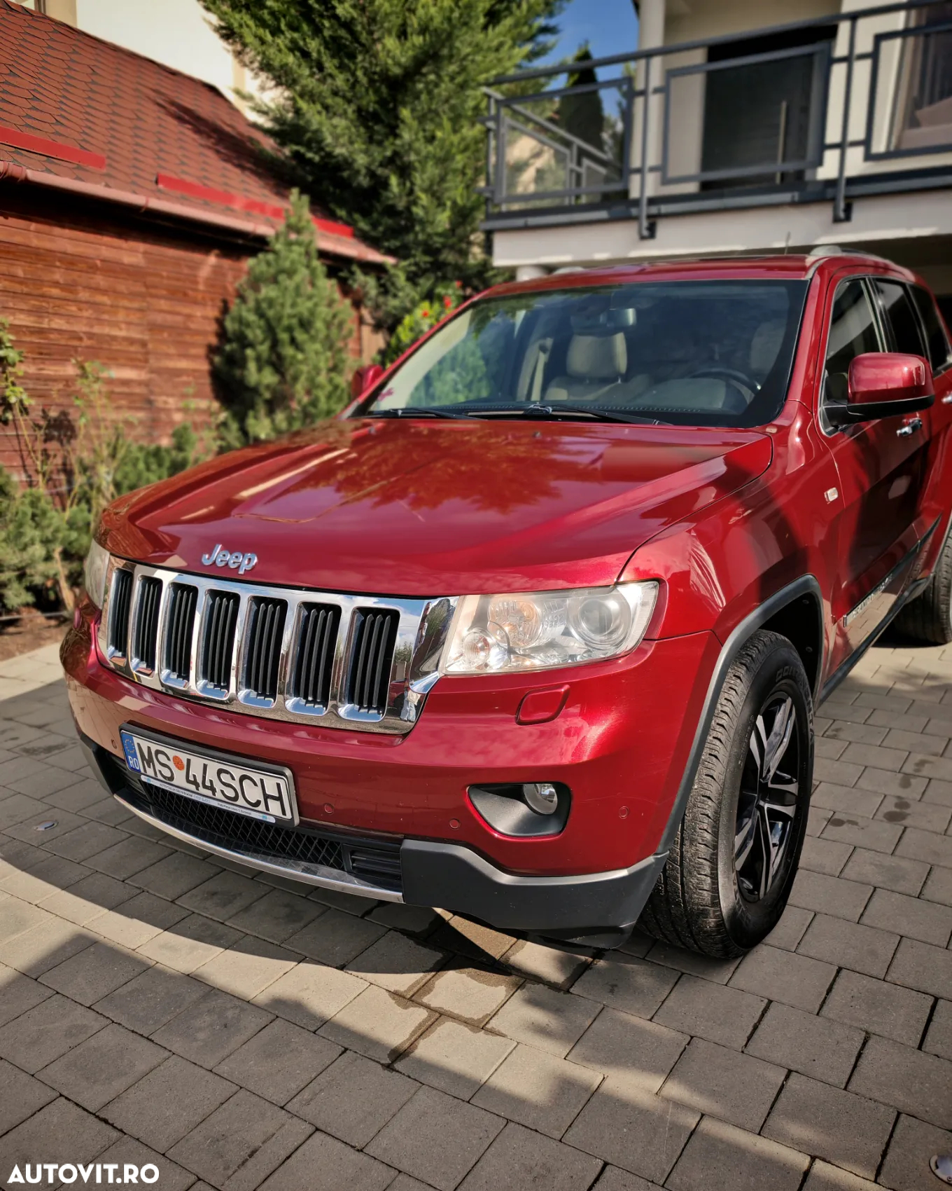 Jeep Grand Cherokee - 20