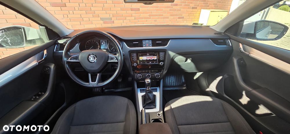 Skoda Octavia 2.0 TDI Style - 10