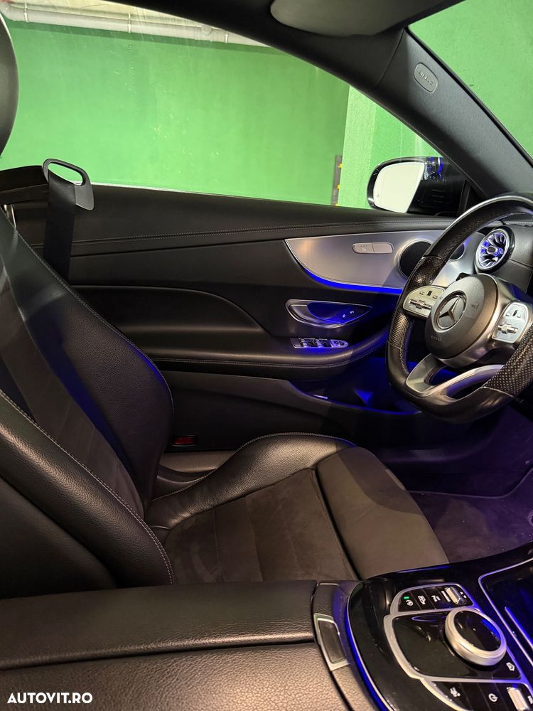 Mercedes-Benz E 220 d 4MATIC Aut. - 11