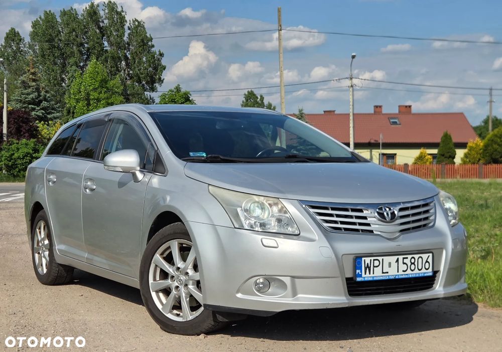 Toyota Avensis 2.2 D-4D 2010 - 5
