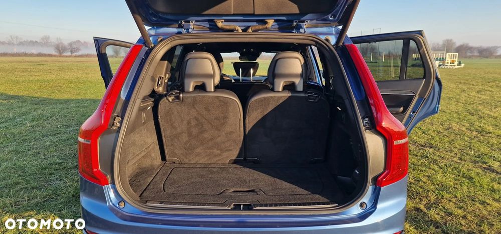 Volvo XC 90 T8 AWD Plug-In Hybrid R-Design 7os - 16