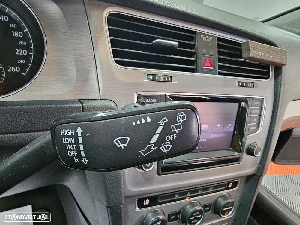VW Golf Variant 1.6 TDi Highline - 19