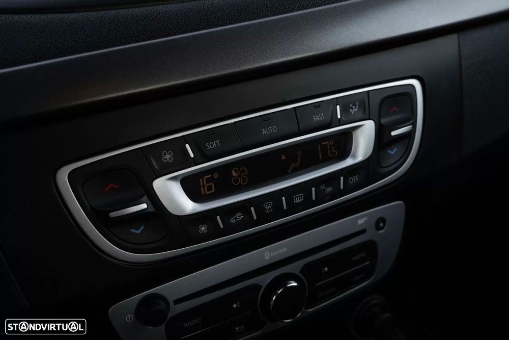 Renault Fluence 1.5 dCi Exclusive - 19