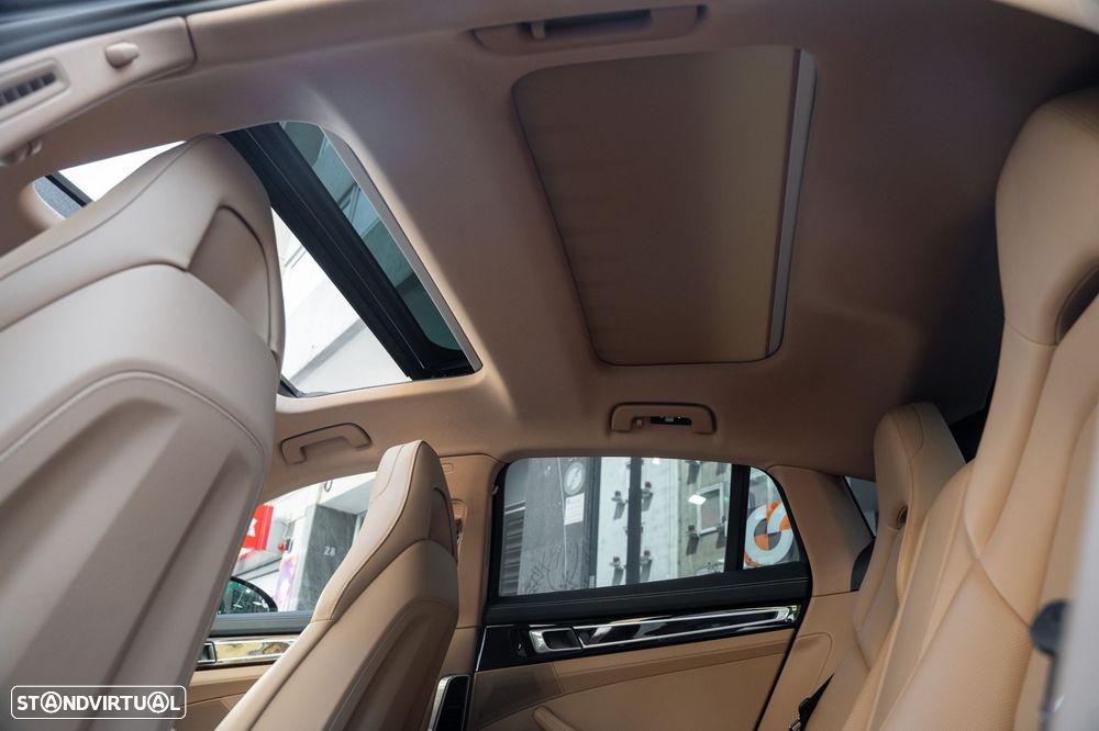 Porsche Panamera 4S E-Hybrid Executive - 39