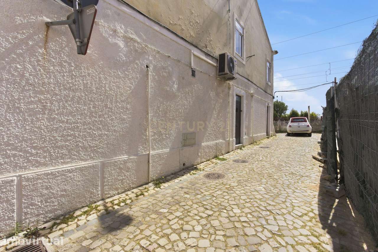 Prédio em propriedade total em Vila Franca de Xira - Grande imagem: 4/27