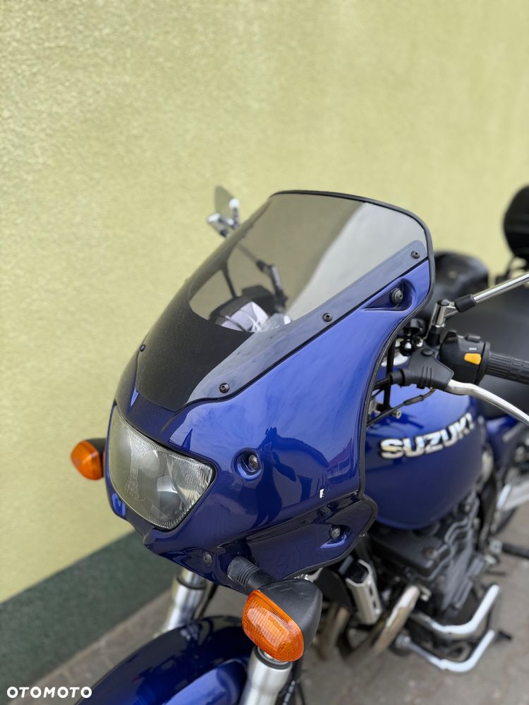 Suzuki GSX - 30