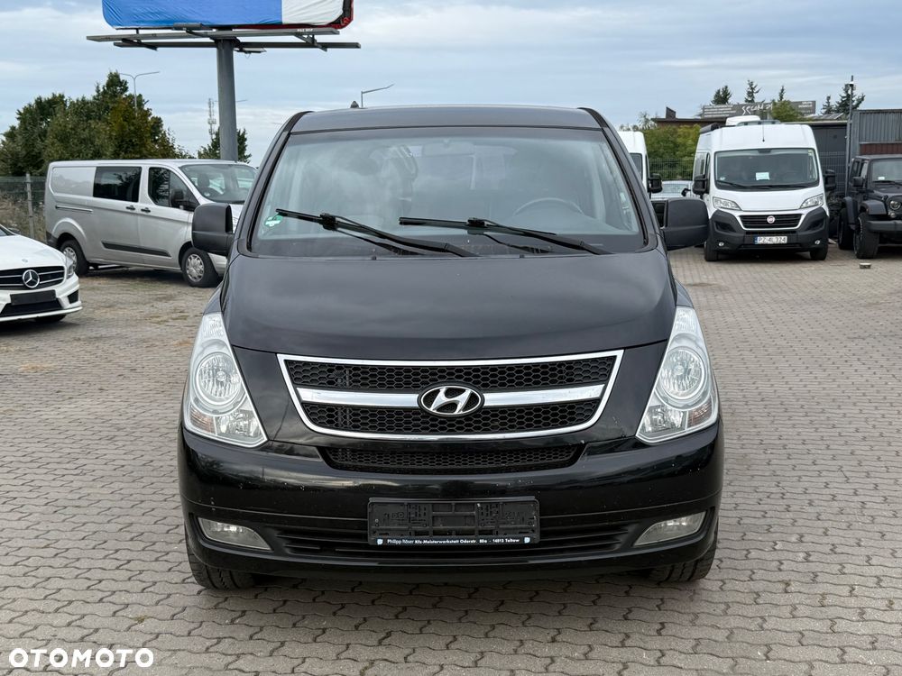 Hyundai H-1 2.5 CRDi Travel Premium - 2