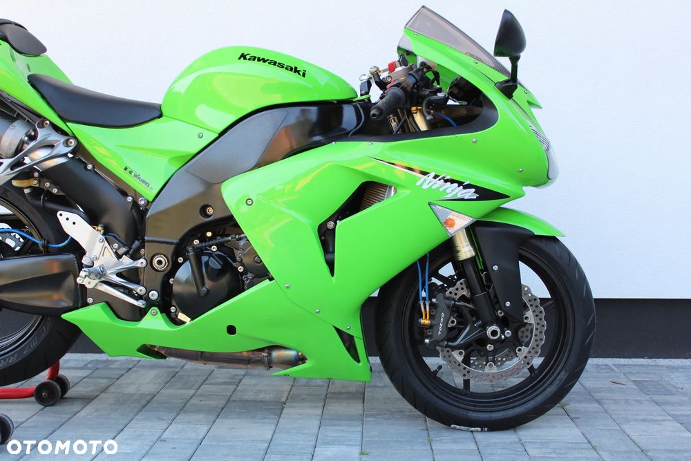 Kawasaki ZXR - 9