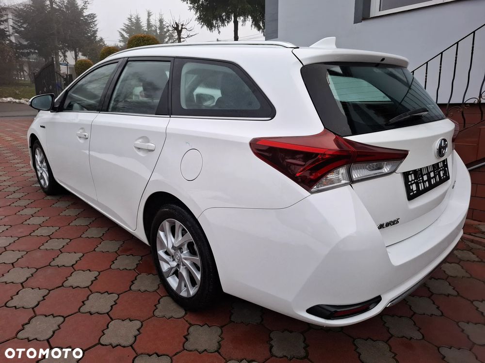 Toyota Auris - 8