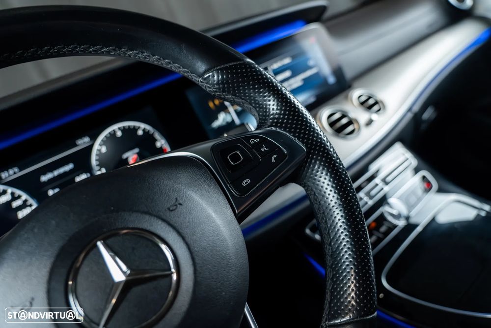 Mercedes-Benz E 220 d AMG - 11