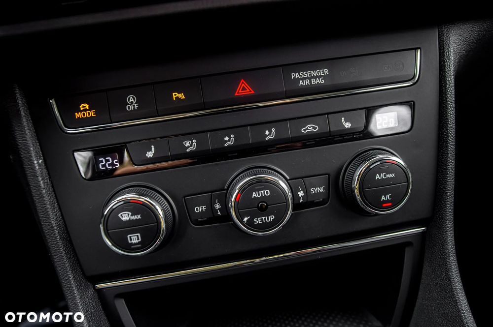 Seat Leon 2.0 TDI DPF Start&Stop DSG XCELLENCE - 27