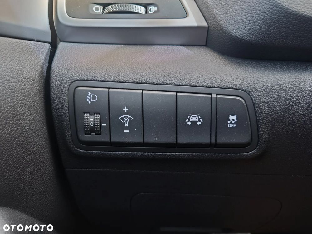 Hyundai Tucson 1.7 CRDI BlueDrive Style 2WD - 18