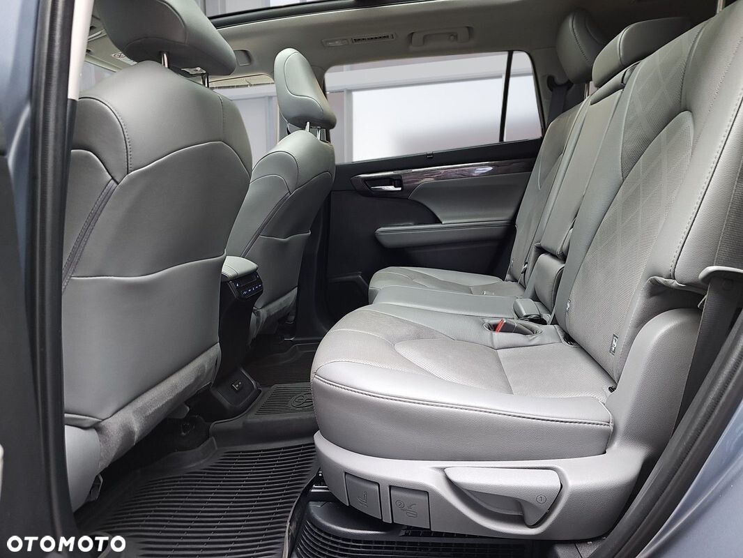 Toyota Highlander 2.5 Hybrid Executive - 20