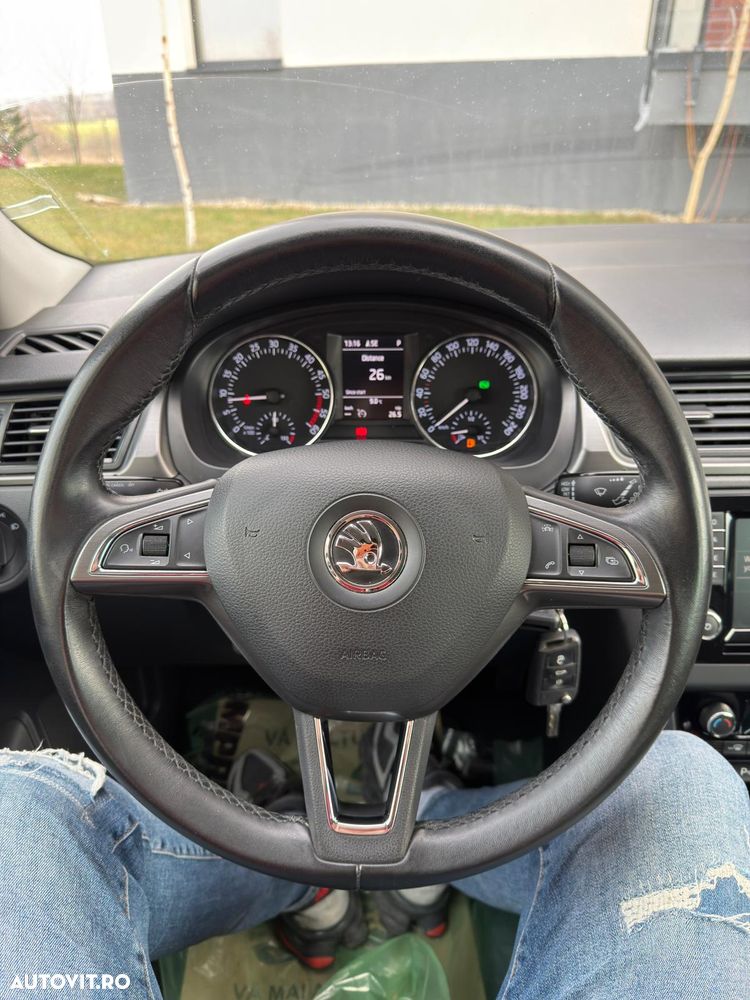 Skoda RAPID 1.4 TDI (Green tec) DSG Joy - 11