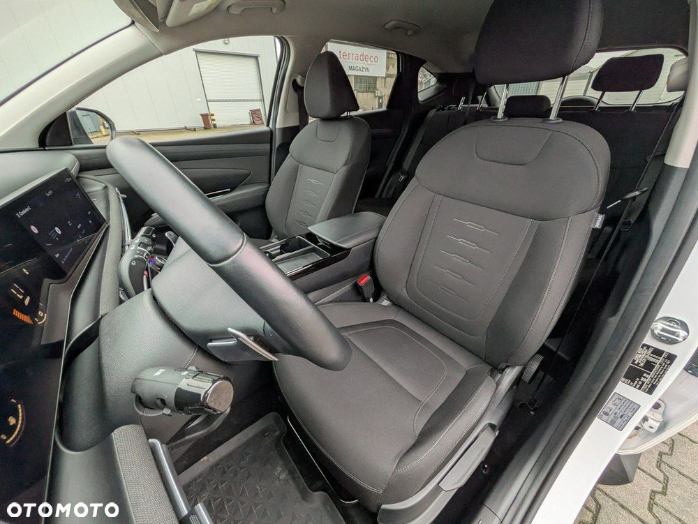 Hyundai Tucson 1.6 T-GDi HEV Smart 2WD - 12