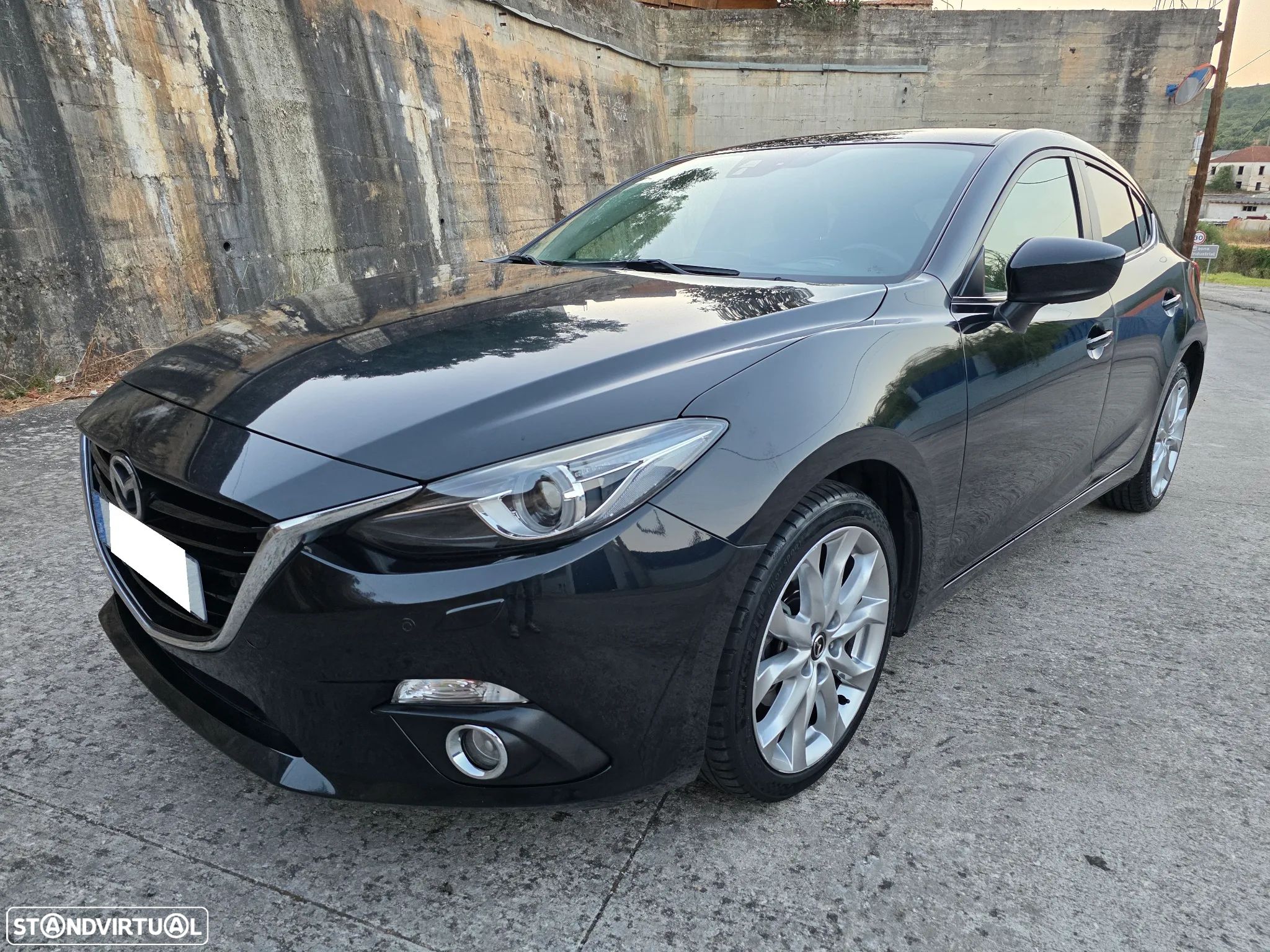 Mazda 3 1.5 Sky-D Excellence Pack HT Navi - 1