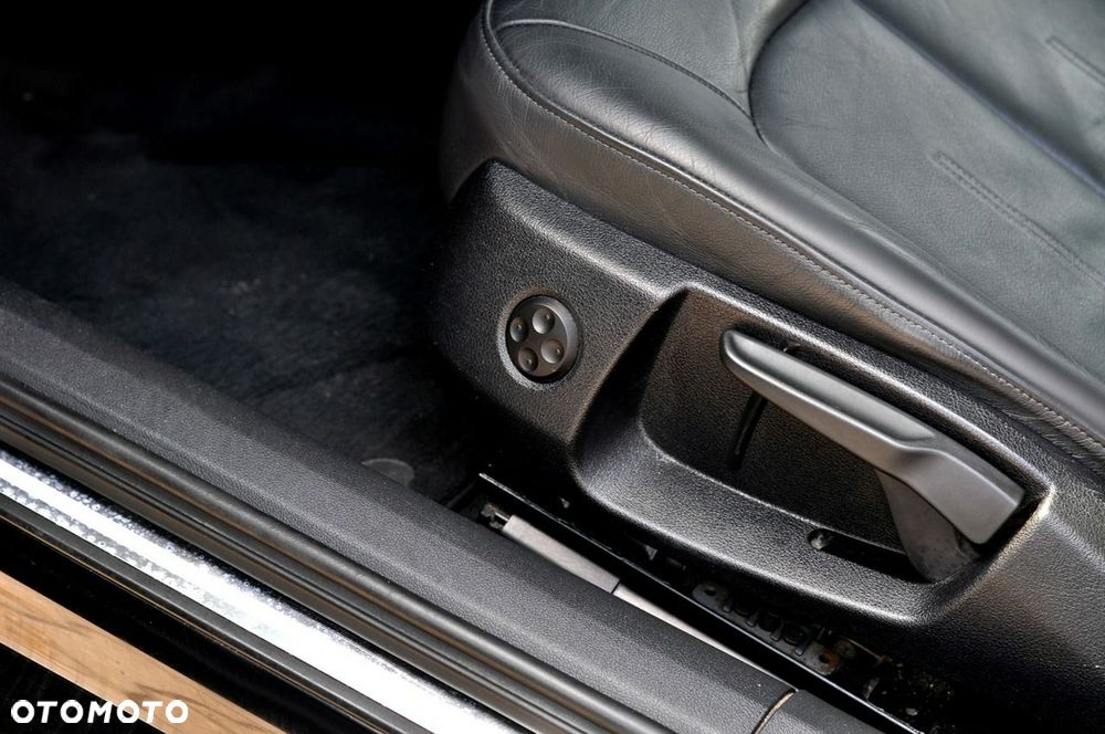 Audi A6 Avant 2.0 TDI Ultra - 16