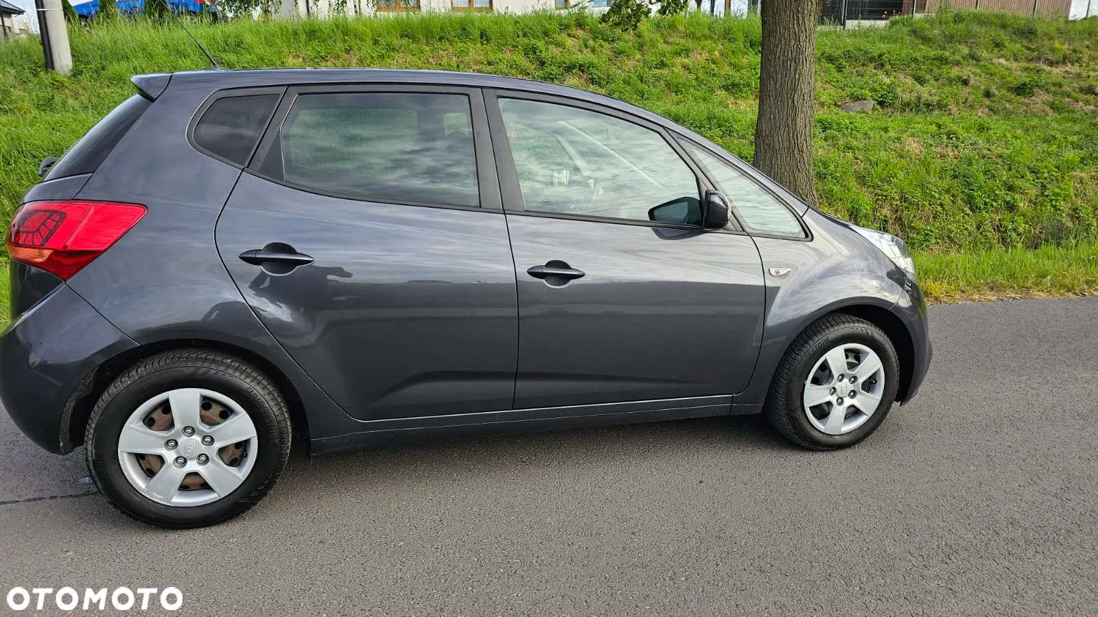 Kia Venga - 15
