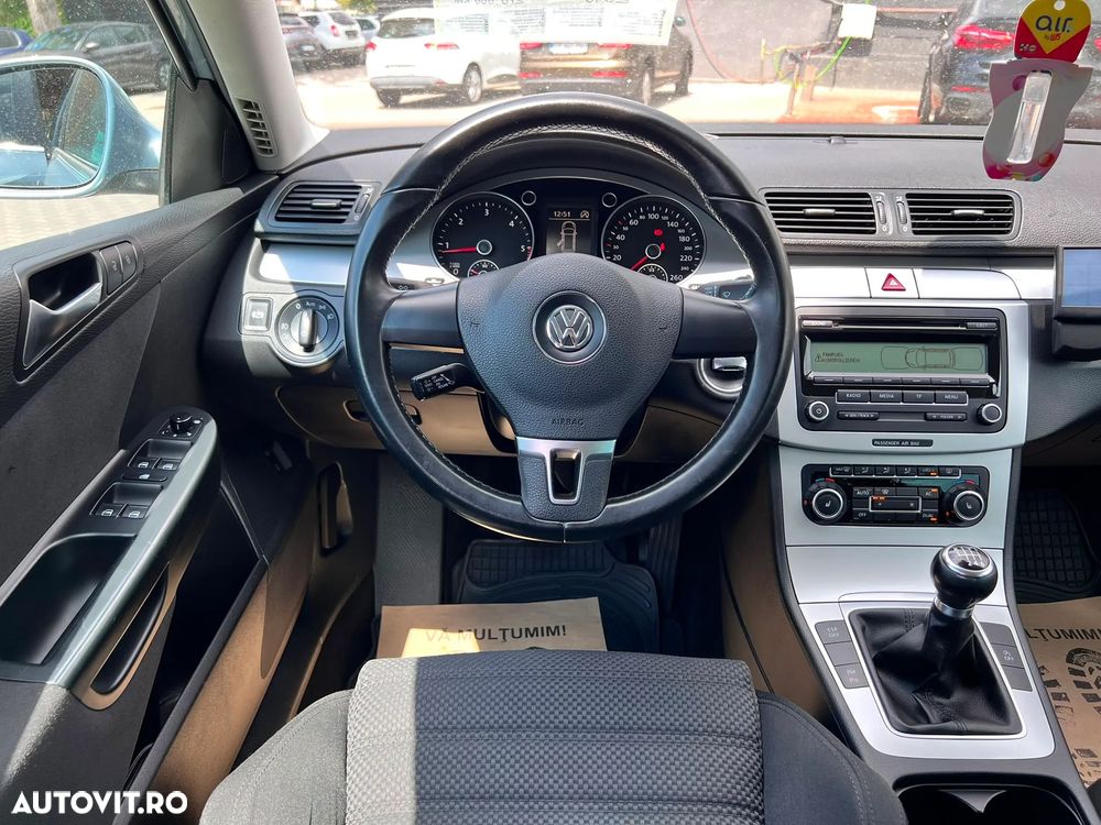 Volkswagen Passat 2.0 Blue TDI SCR Highline - 15
