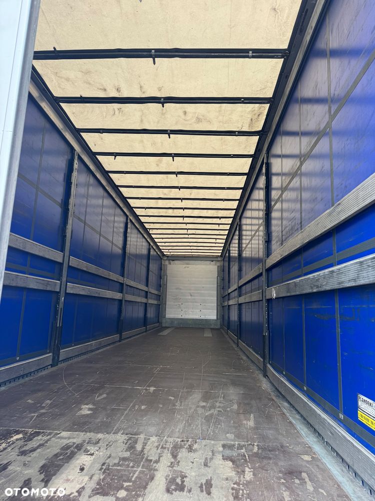 Schmitz Cargobull 2019 VARIOS - 10