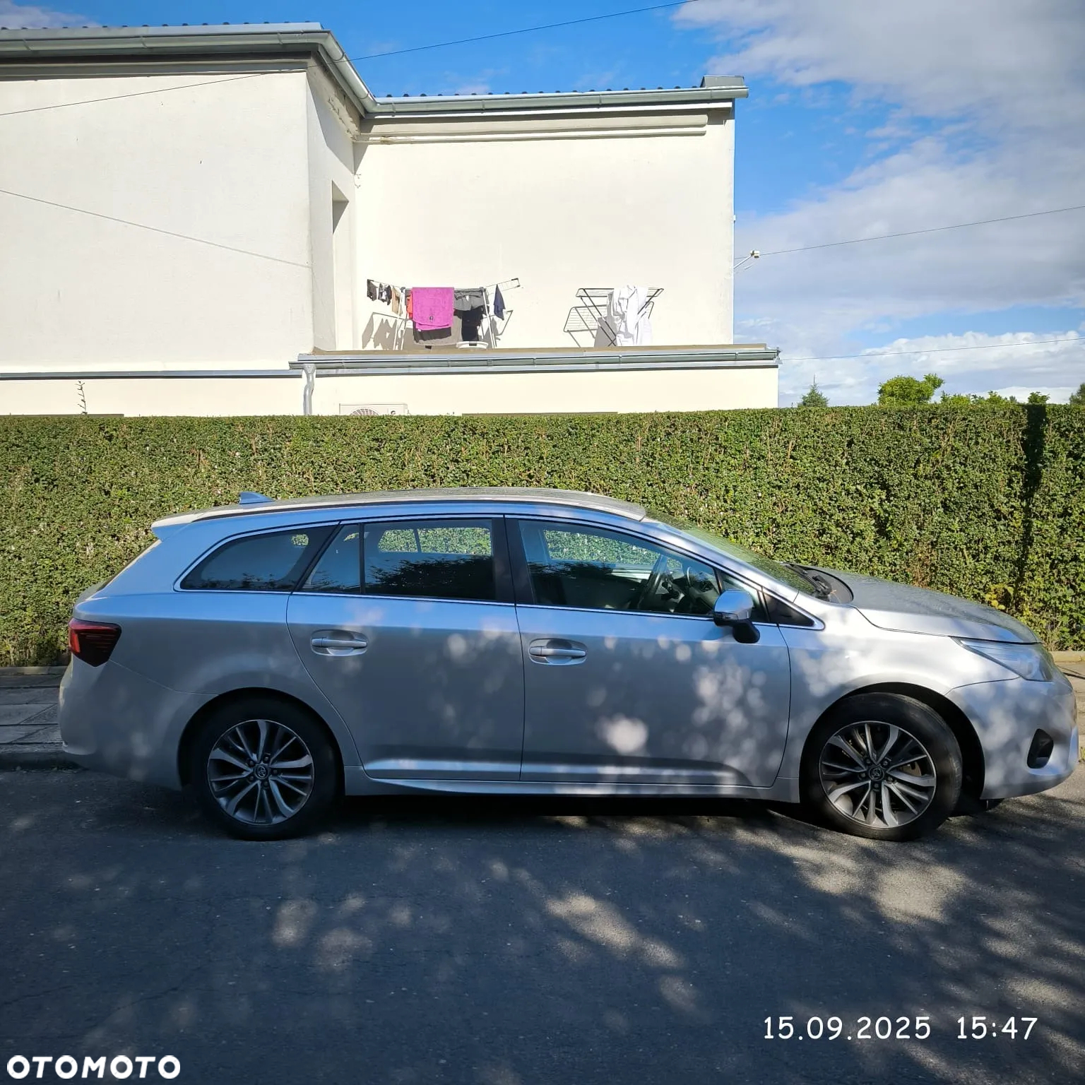 Toyota Avensis - 2