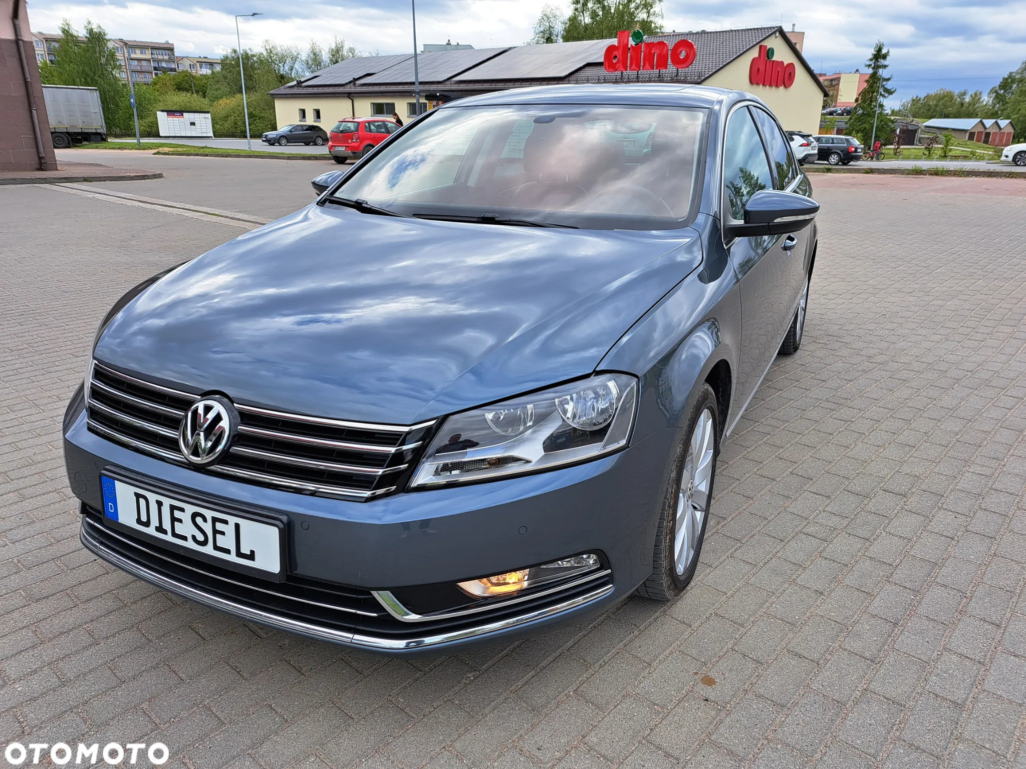 Volkswagen Passat - 2