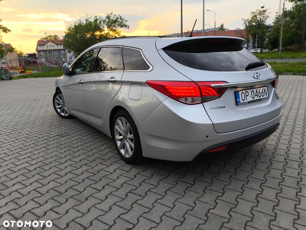 Hyundai i40 1.7 CRDi Comfort + - 13