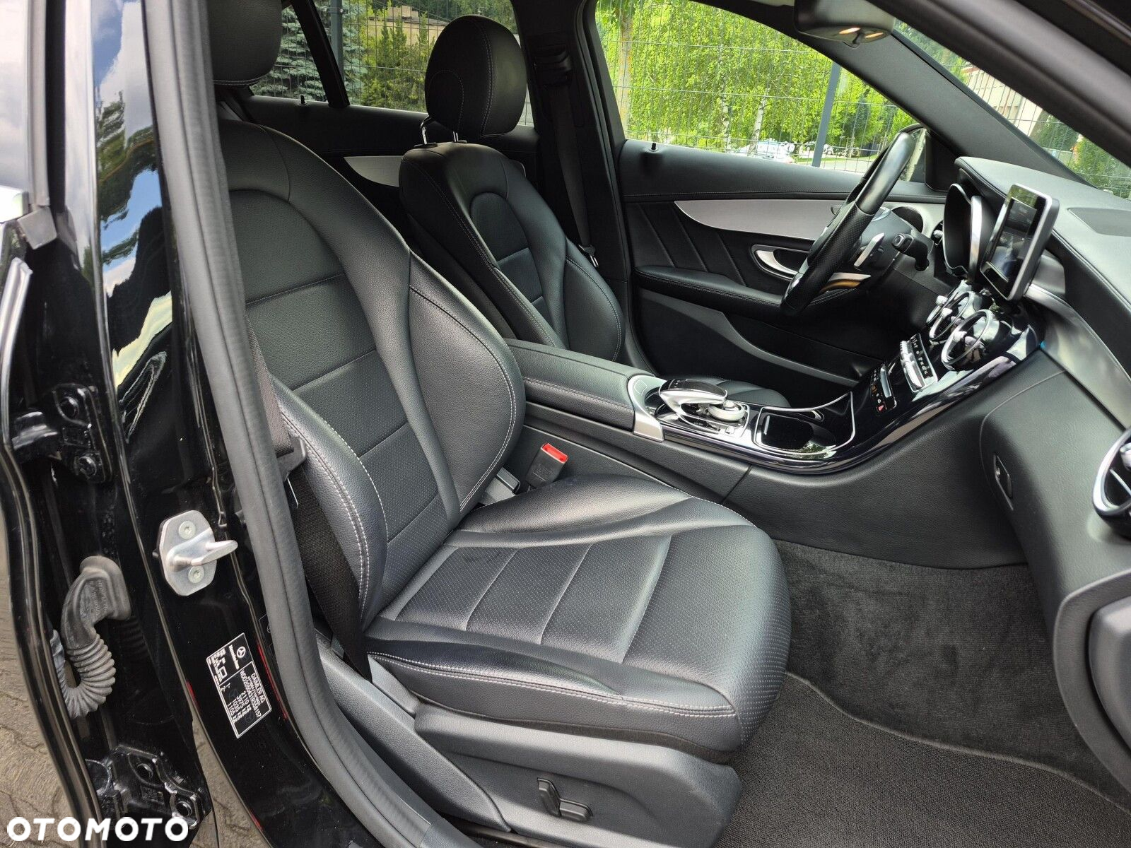 Mercedes-Benz Klasa C 200 9G-TRONIC - 14