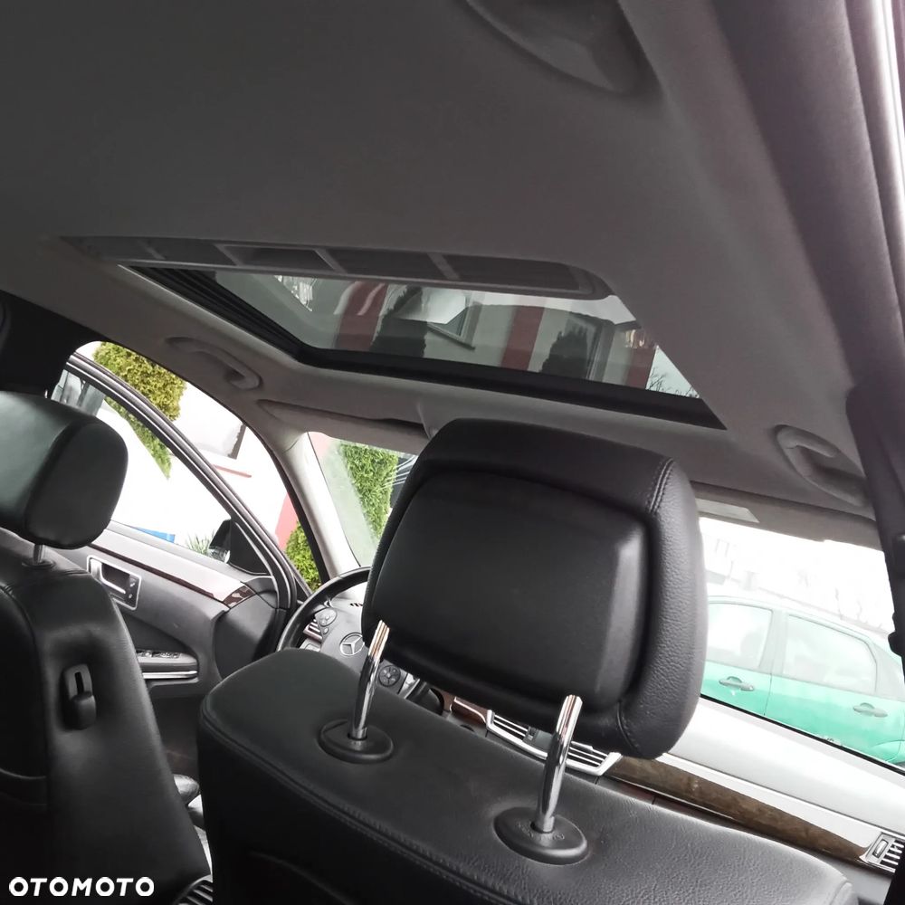 Mercedes-Benz Klasa E 200 NGT BlueEFFICIENCY Automatik - 7