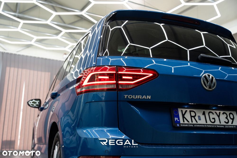 Volkswagen Touran - 34