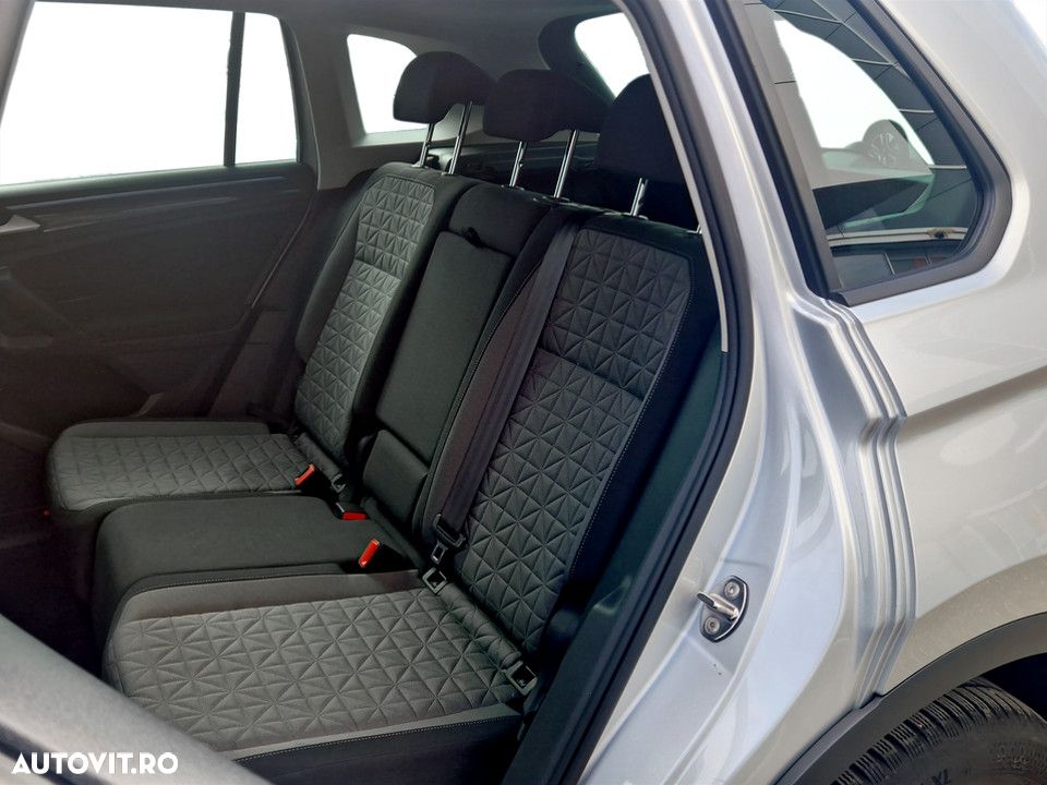 Volkswagen Tiguan 2.0 TDI SCR DSG 4Motion Life - 16