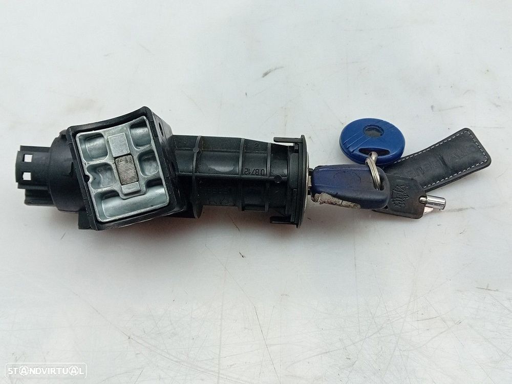 Canhão da ignição FIAT Punto (188_) - 2