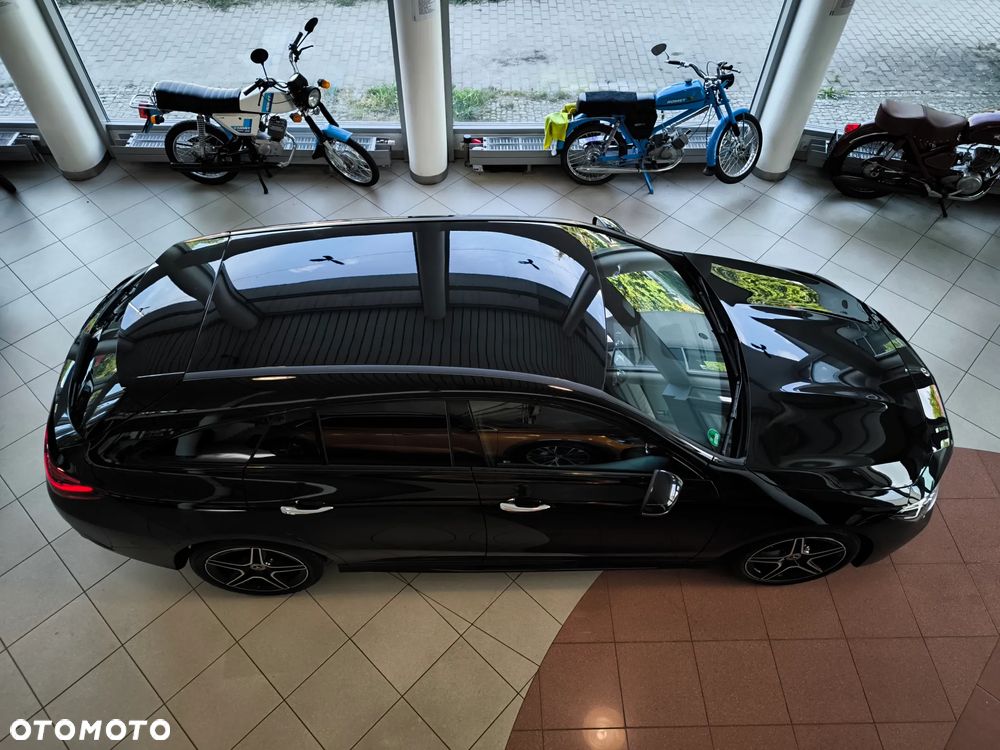 Mercedes-Benz CLA 200 AMG Line 7G-DCT - 36