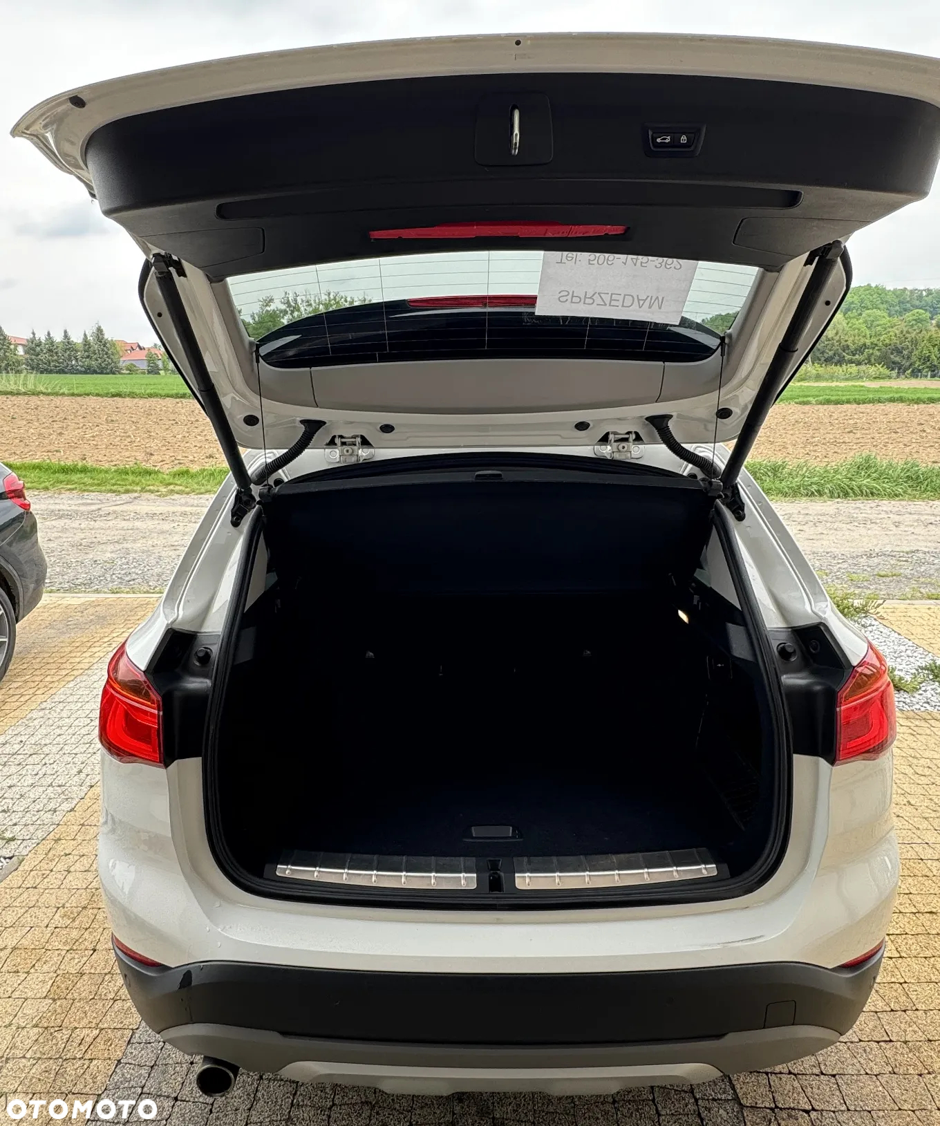 BMW X1 sDrive18i xLine - 14