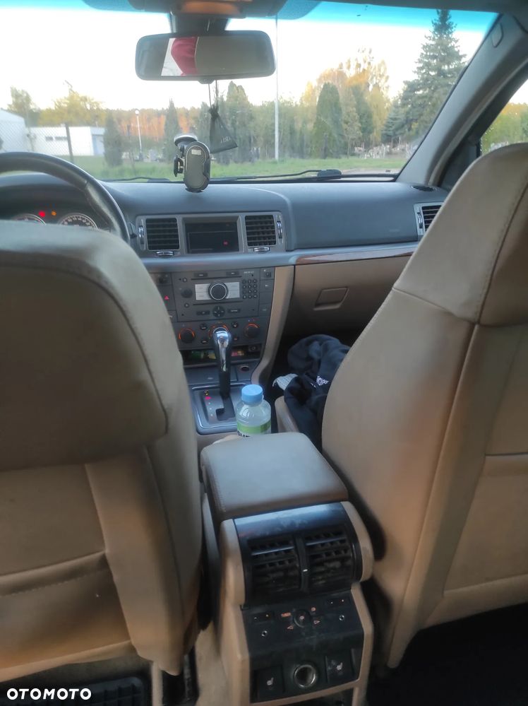 Opel Vectra ver-2-8-v6-opc - 5