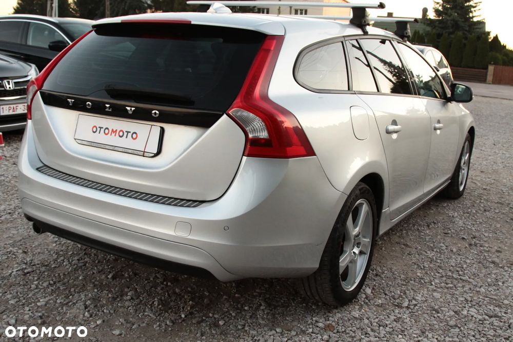 Volvo V60 D3 Business Edition - 15