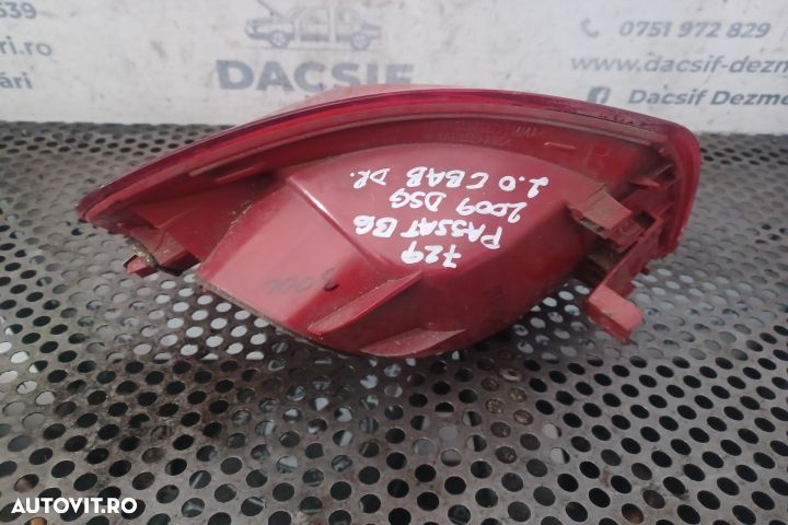 Lampa stop dreapta pe aripa Volkswagen VW Passat B6  [din 2005 pana  2010] seria wagon 5-usi 2.0 TD - 2