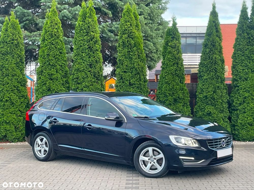 Volvo V60 D3 Momentum - 11