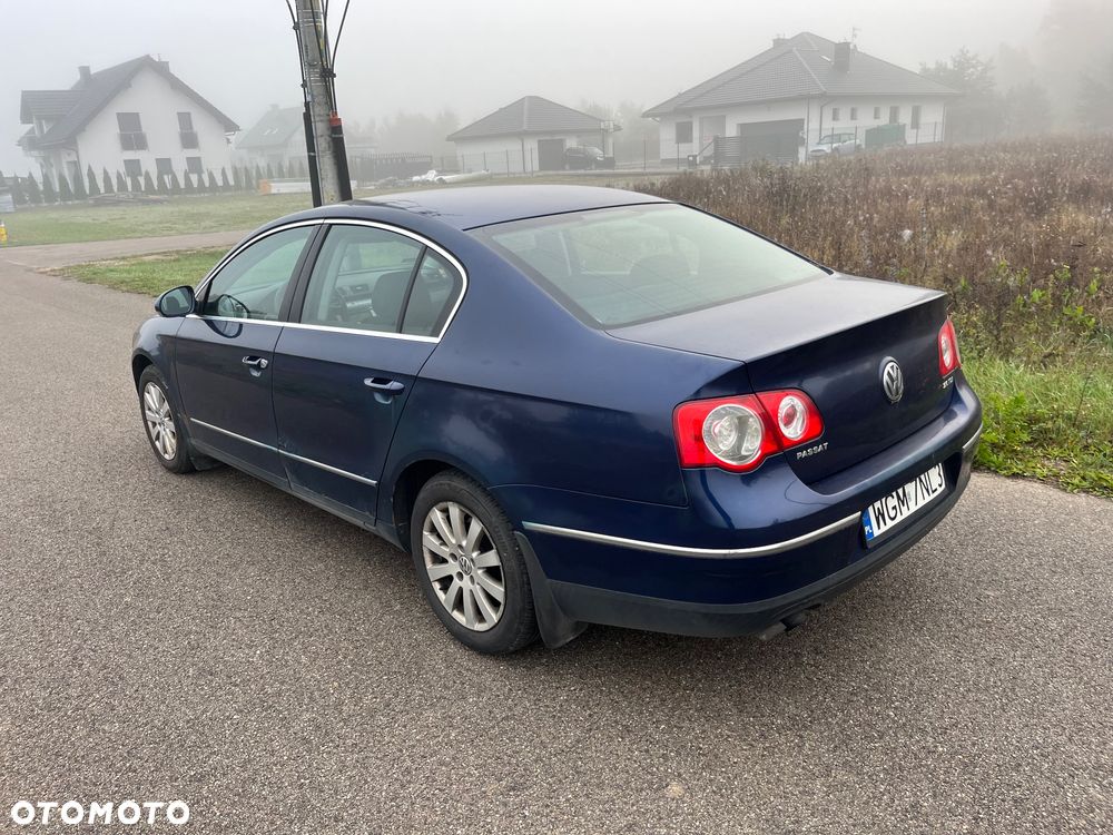 Volkswagen Passat 2.0 Blue TDI SCR Highline - 6
