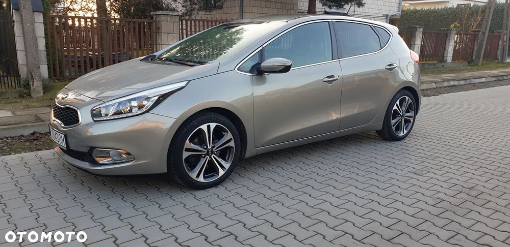 Kia Ceed 1.6 GDI L Business Line - 1