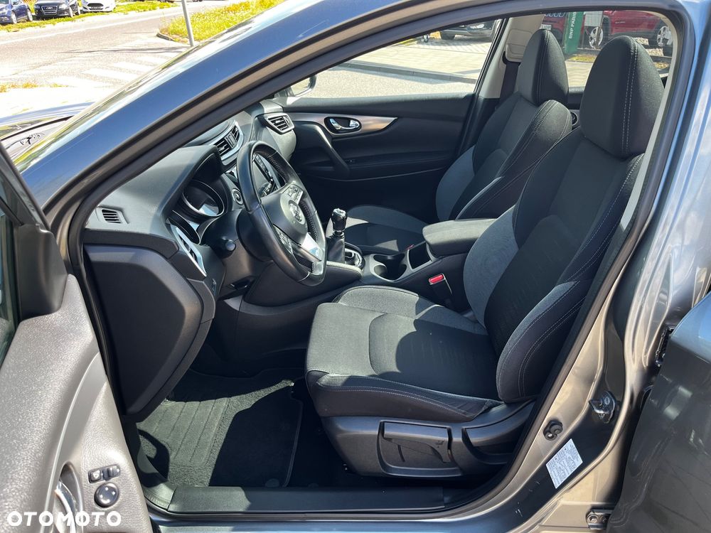 Nissan Qashqai 1.6 Tekna - 28